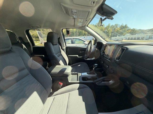 2023 Nissan Frontier Crew Cab 4x4 SV Auto