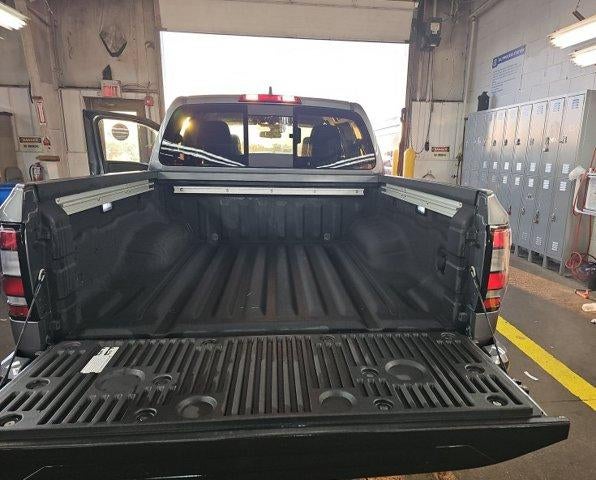 2023 Nissan Frontier Crew Cab 4x4 SV Auto
