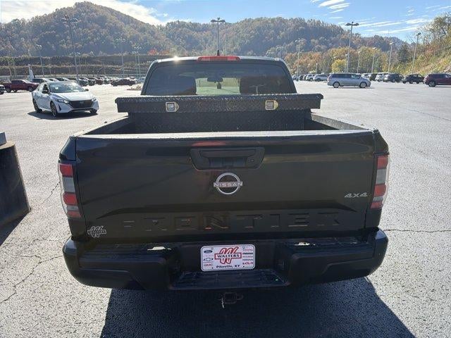 2024 Nissan Frontier Crew Cab 4x4 S