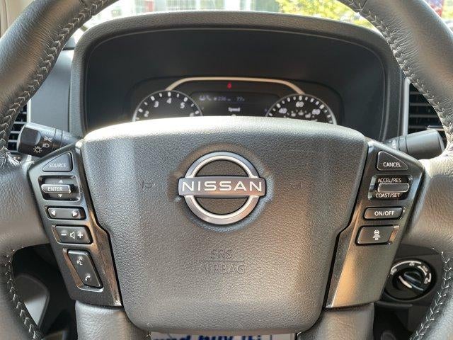 2022 Nissan Frontier Crew Cab 4x4 SV Auto