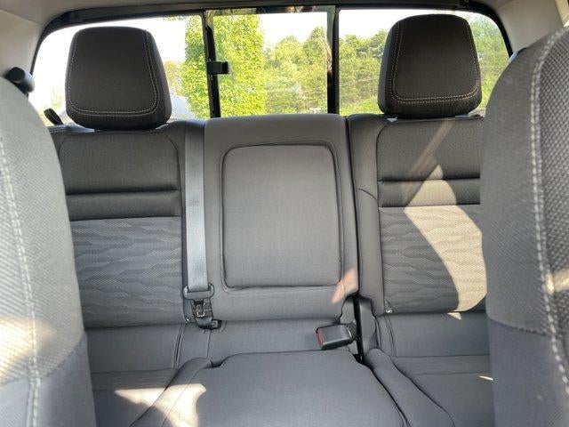 2022 Nissan Frontier Crew Cab 4x4 SV Auto