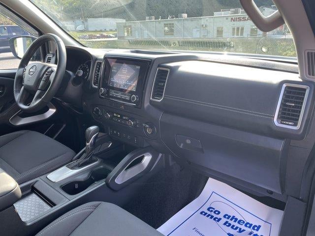 2022 Nissan Frontier Crew Cab 4x4 SV Auto