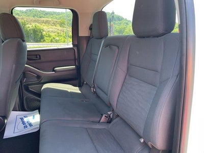 2022 Nissan Frontier Crew Cab 4x4 S Auto