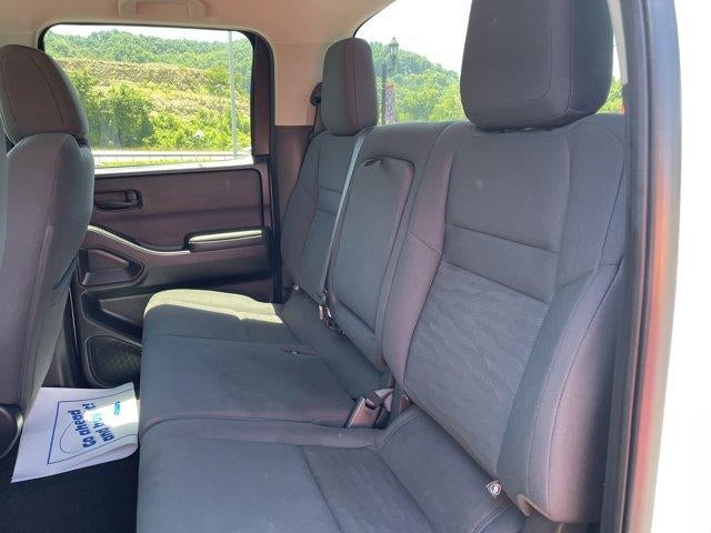 2022 Nissan Frontier Crew Cab 4x4 S Auto