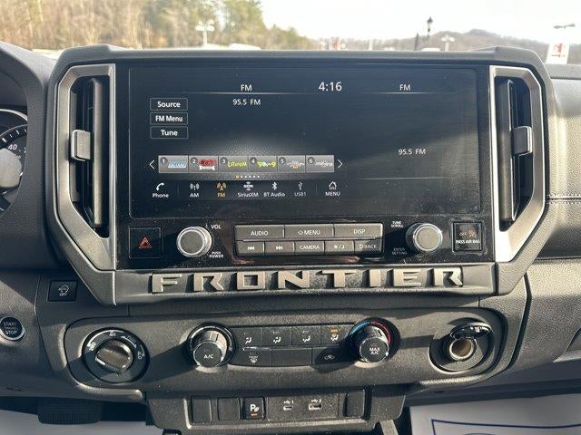 2025 Nissan Frontier Crew Cab 4x4 SV