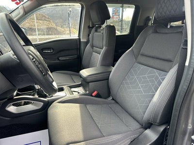 2025 Nissan Frontier Crew Cab 4x4 SV