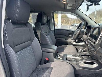 2025 Nissan Frontier Crew Cab 4x4 SV