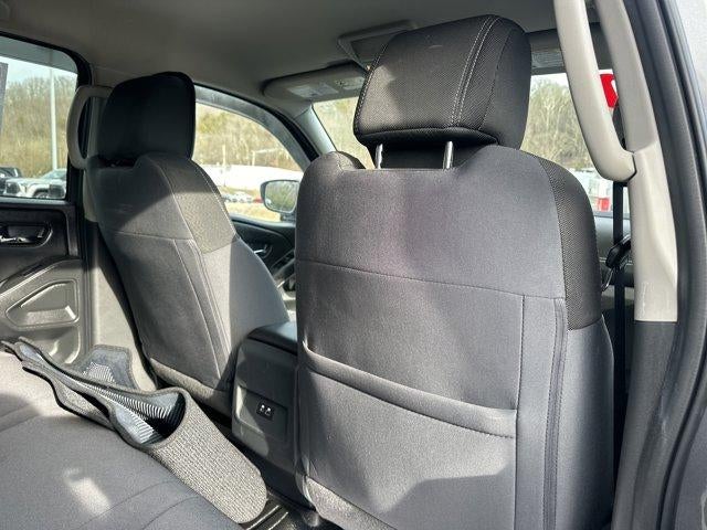 2025 Nissan Frontier Crew Cab 4x4 SV