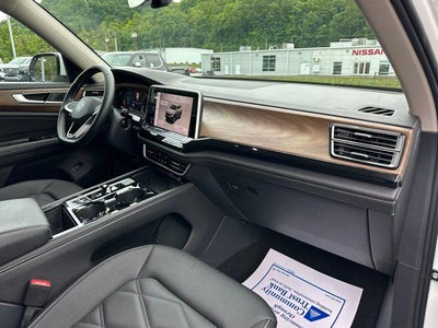 2025 Volkswagen Atlas 2.0T SE w/Technology FWD