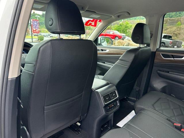 2025 Volkswagen Atlas 2.0T SE w/Technology FWD