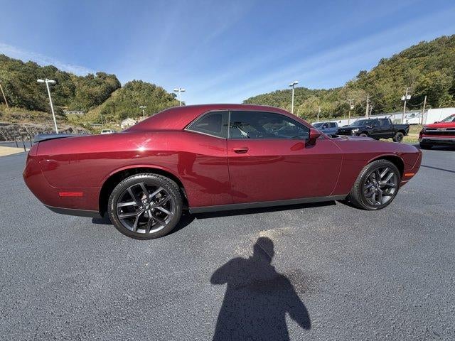 2019 Dodge Challenger SXT RWD