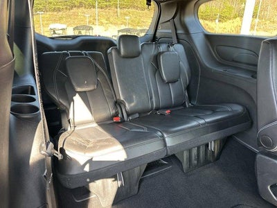 2025 Chrysler Pacifica Select FWD