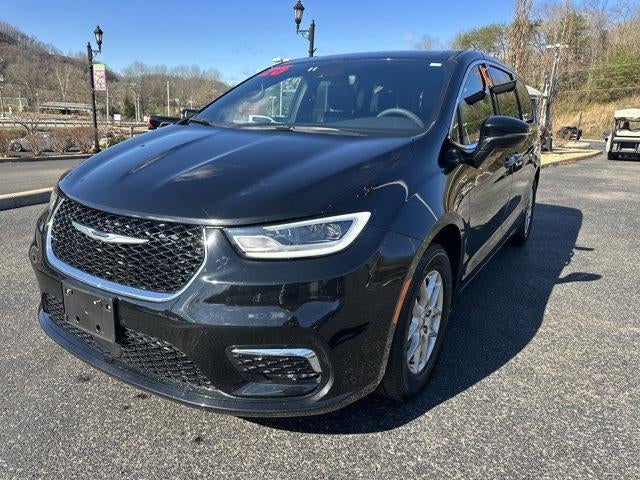 2025 Chrysler Pacifica Select FWD