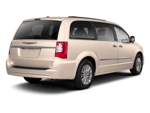 2013 Chrysler Town & Country 4dr Wgn Touring-L