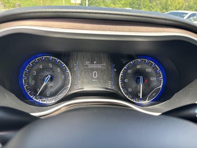 2024 Chrysler Voyager LX FWD