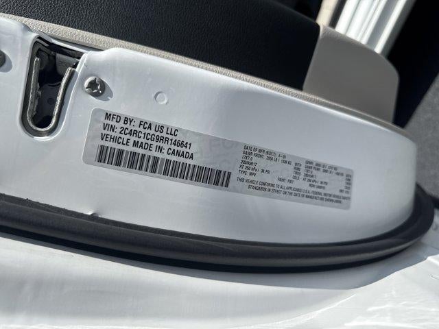 2024 Chrysler Voyager LX FWD