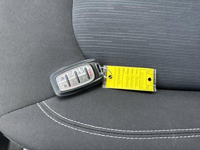2024 Chrysler Voyager LX FWD