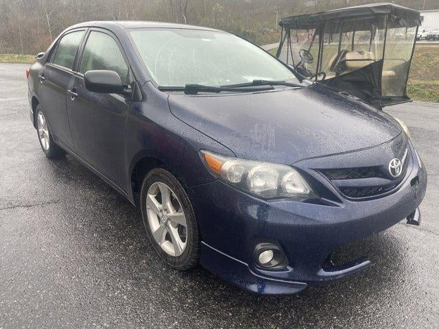 2013 Toyota Corolla 4dr Sdn Man L (Natl)