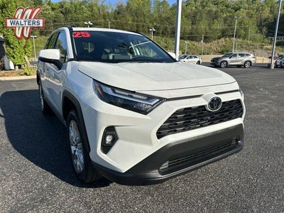 2025 Toyota RAV4 XLE Premium AWD (Natl)