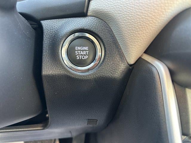 2025 Toyota RAV4 XLE Premium AWD (Natl)