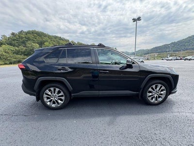 2021 Toyota RAV4 XLE Premium AWD (Natl)