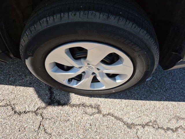 2024 Toyota RAV4 LE AWD (Natl)