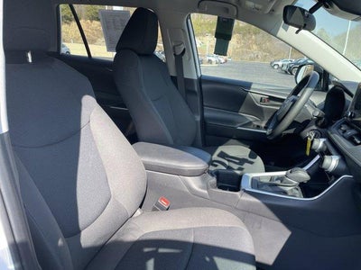 2024 Toyota RAV4 LE AWD (Natl)