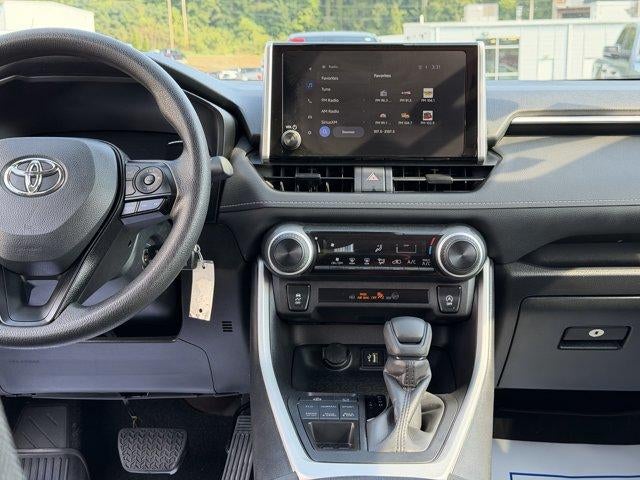 2025 Toyota RAV4 LE AWD (Natl)