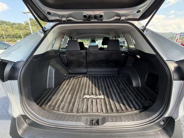 2025 Toyota RAV4 LE AWD (Natl)