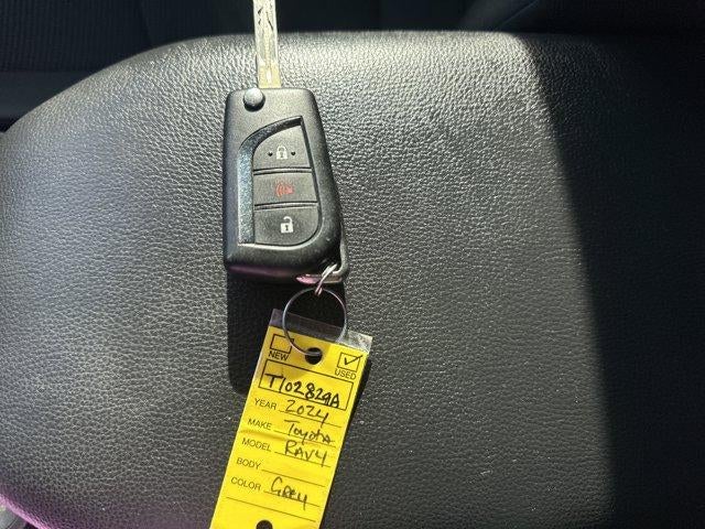 2024 Toyota RAV4 LE AWD (Natl)