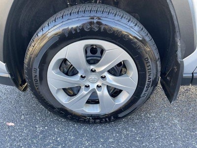 2021 Toyota RAV4 LE FWD (Natl)