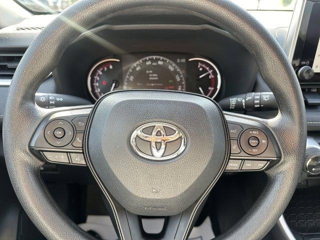 2025 Toyota RAV4 XLE AWD (Natl)