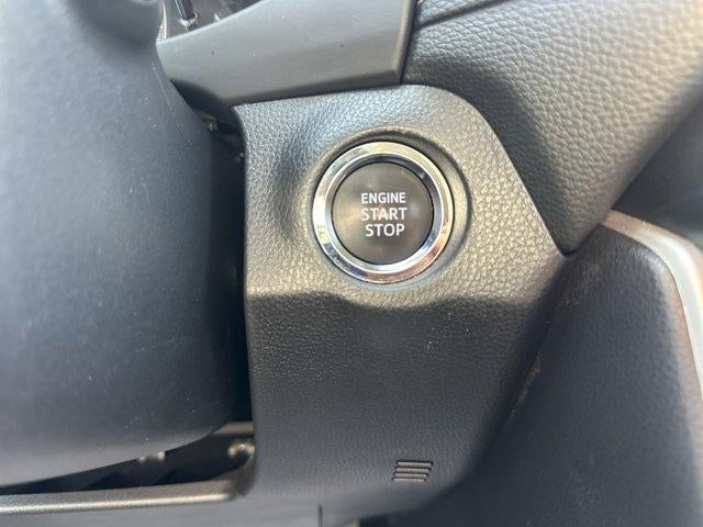 2025 Toyota RAV4 XLE AWD (Natl)