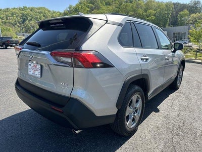 2025 Toyota RAV4 XLE AWD (Natl)