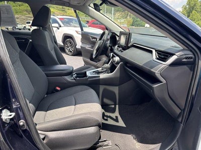2020 Toyota RAV4 XLE FWD (GS)