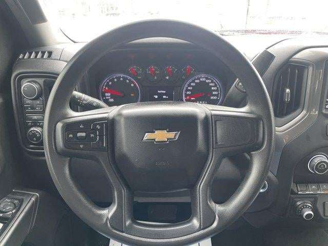 2022 Chevrolet Silverado 1500 Crew Cab Standard Box 4-Wheel Drive Custom