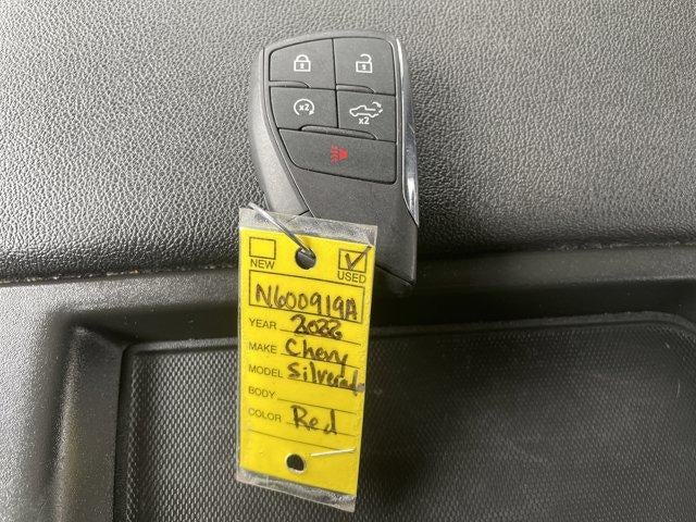 2022 Chevrolet Silverado 1500 Crew Cab Standard Box 4-Wheel Drive Custom