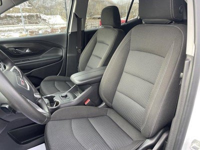 2024 GMC Terrain FWD 4dr SLE