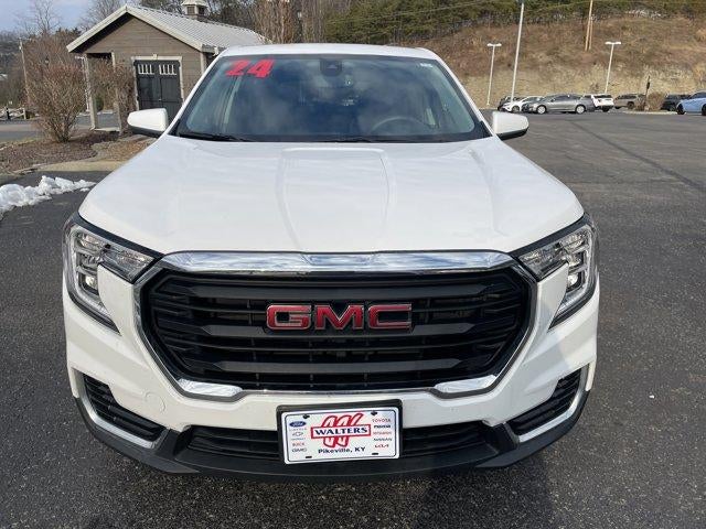 2024 GMC Terrain FWD 4dr SLE