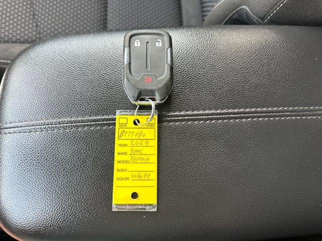 2024 GMC Terrain FWD 4dr SLE