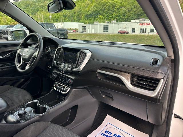 2024 GMC Terrain FWD 4dr SLE