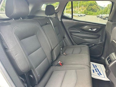 2024 GMC Terrain FWD 4dr SLE