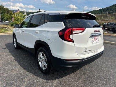 2024 GMC Terrain FWD 4dr SLE