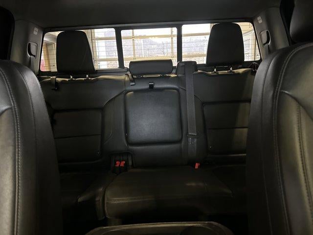 2021 GMC Sierra 1500 Crew Cab Short Box 4-Wheel Drive SLT