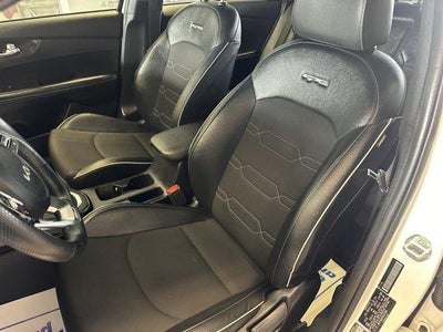 2023 Kia Forte GT-Line IVT