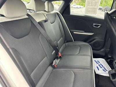 2025 Kia K4 GT-Line Turbo FWD