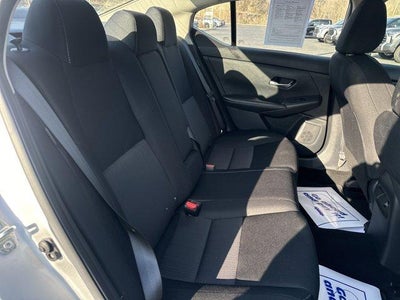 2022 Nissan Sentra SV CVT