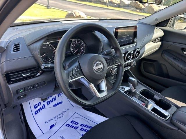 2024 Nissan Sentra SV CVT