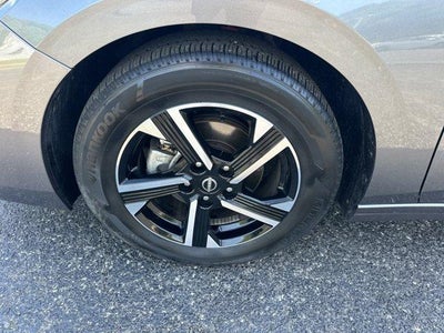2024 Nissan Sentra SV CVT