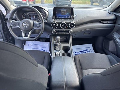 2025 Nissan Sentra SV CVT